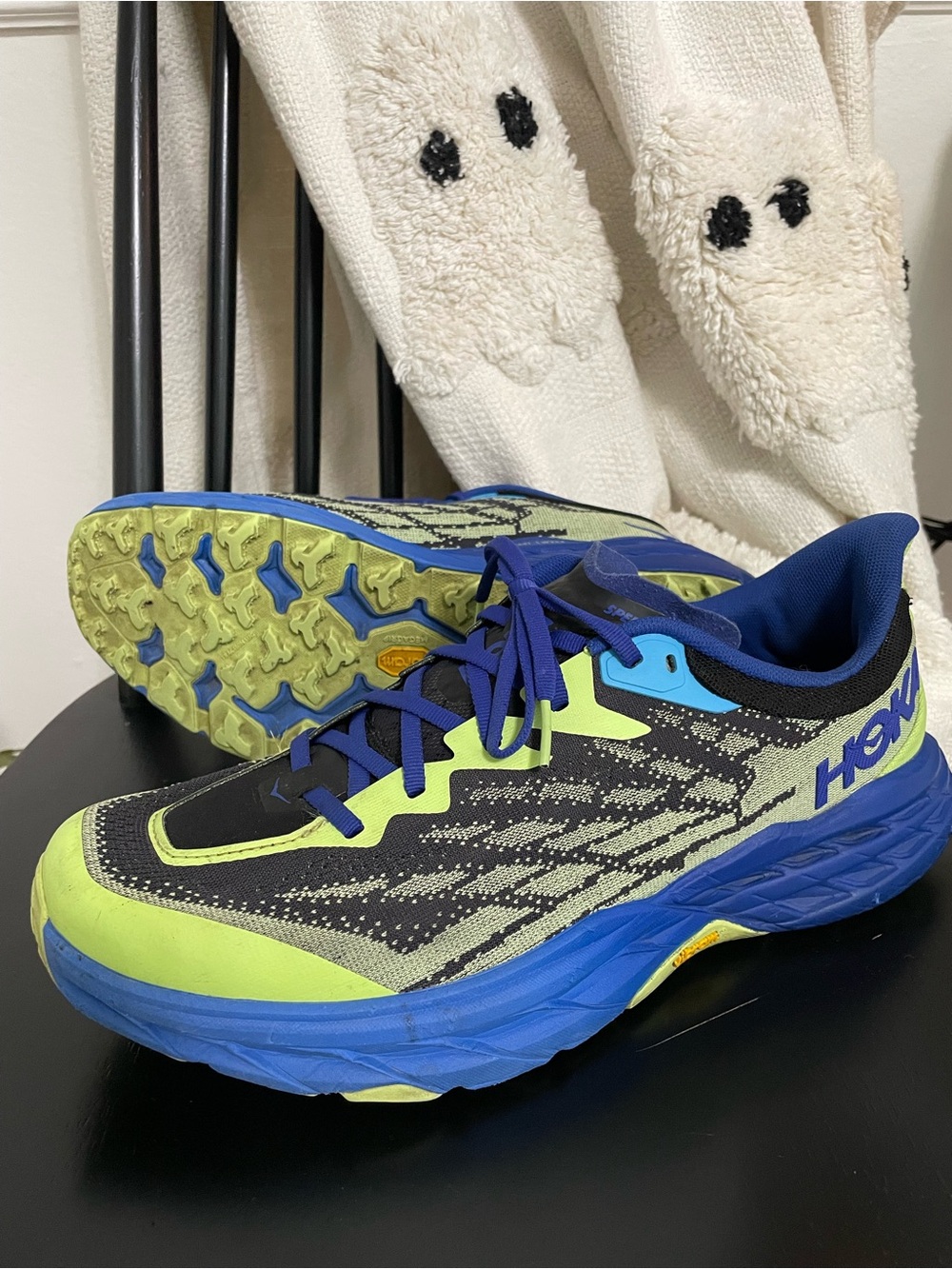 Hoka Speedgoat 5 Running Shoes Mens 11.5D